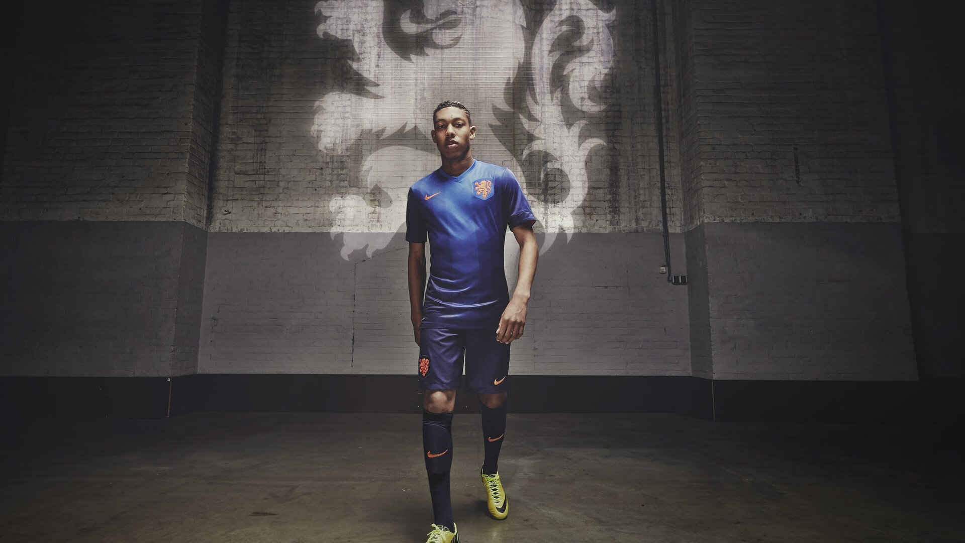 九游（jiuyou.com）游戏-《电竞主题公园：沉浸式体验带来新玩法》，最大电竞主题公园