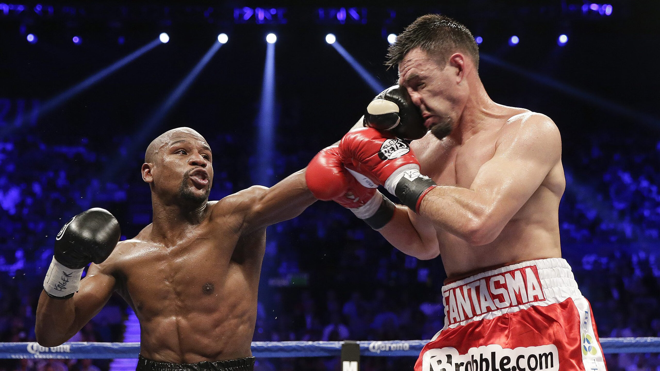 九游游戏中心官网-足球运动品牌营销攻势全面，吸引更多粉丝，足球营销策划方案范文