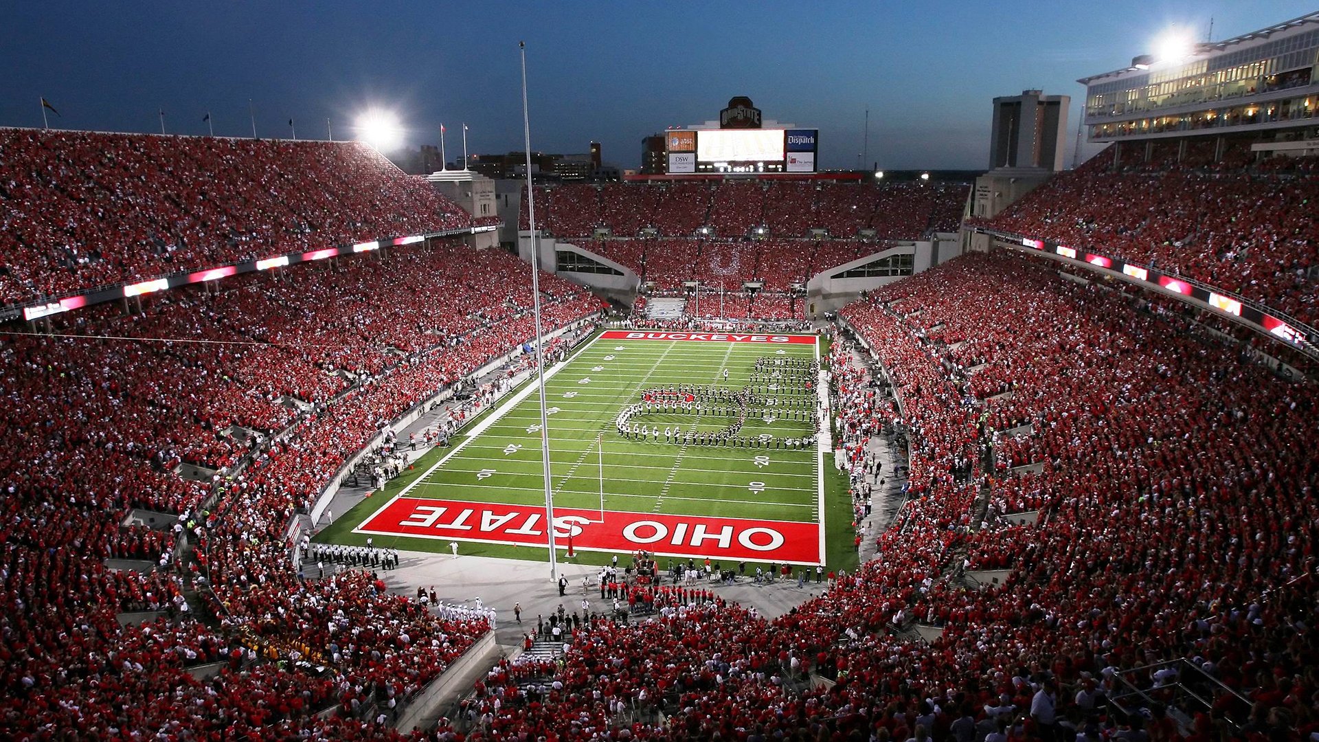 九游官网下载电脑版-“腰旗式美式橄榄球：竞技新趋势在成都七中东部赛场燃爆”