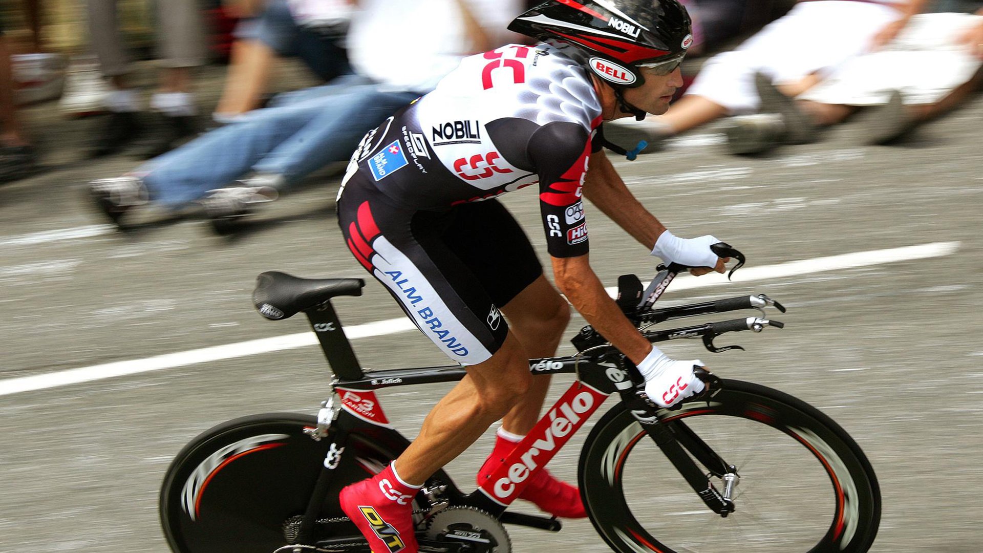 外教引进成效评估标准缺失，外教引入政策